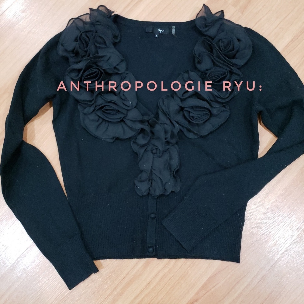 RARE ANTHROPOLOGIE RYU : black ruffle cardigan L